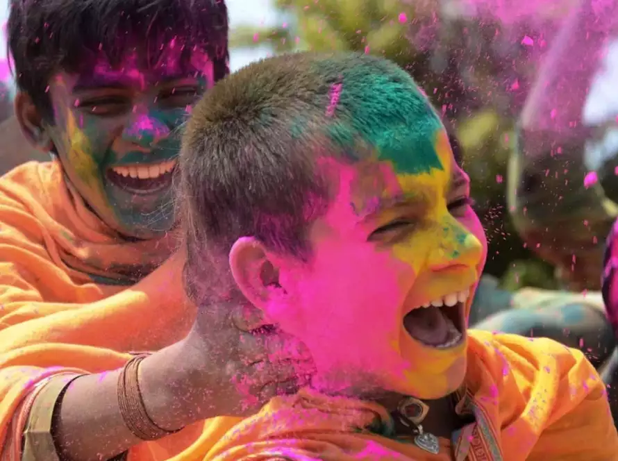 Celebrate Holi With Birla Ayurveda- Free Face Pack Or Hair Pack